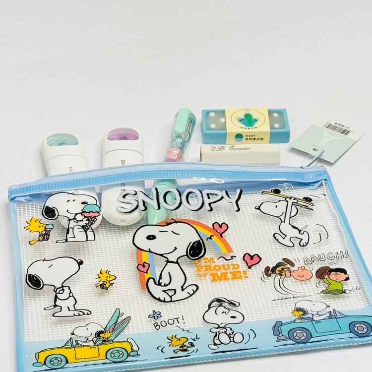 پوشه A5 زیپ دار PVC طرح SNOOPY